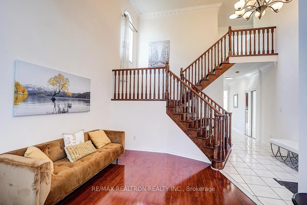 Photo 13 of 22 Alfred Paterson Drive, Markham, Greensborough — HOMEH