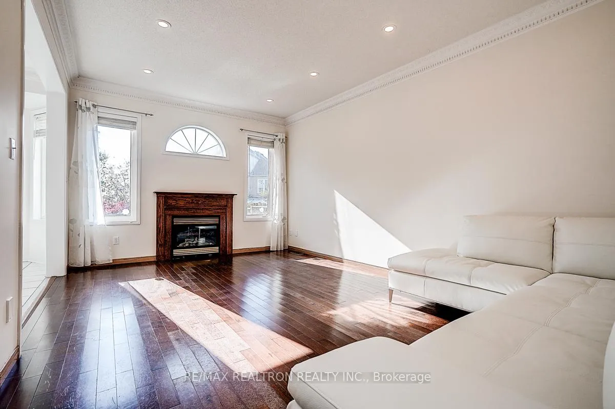 Photo 19 of 22 Alfred Paterson Drive, Markham, Greensborough — HOMEH