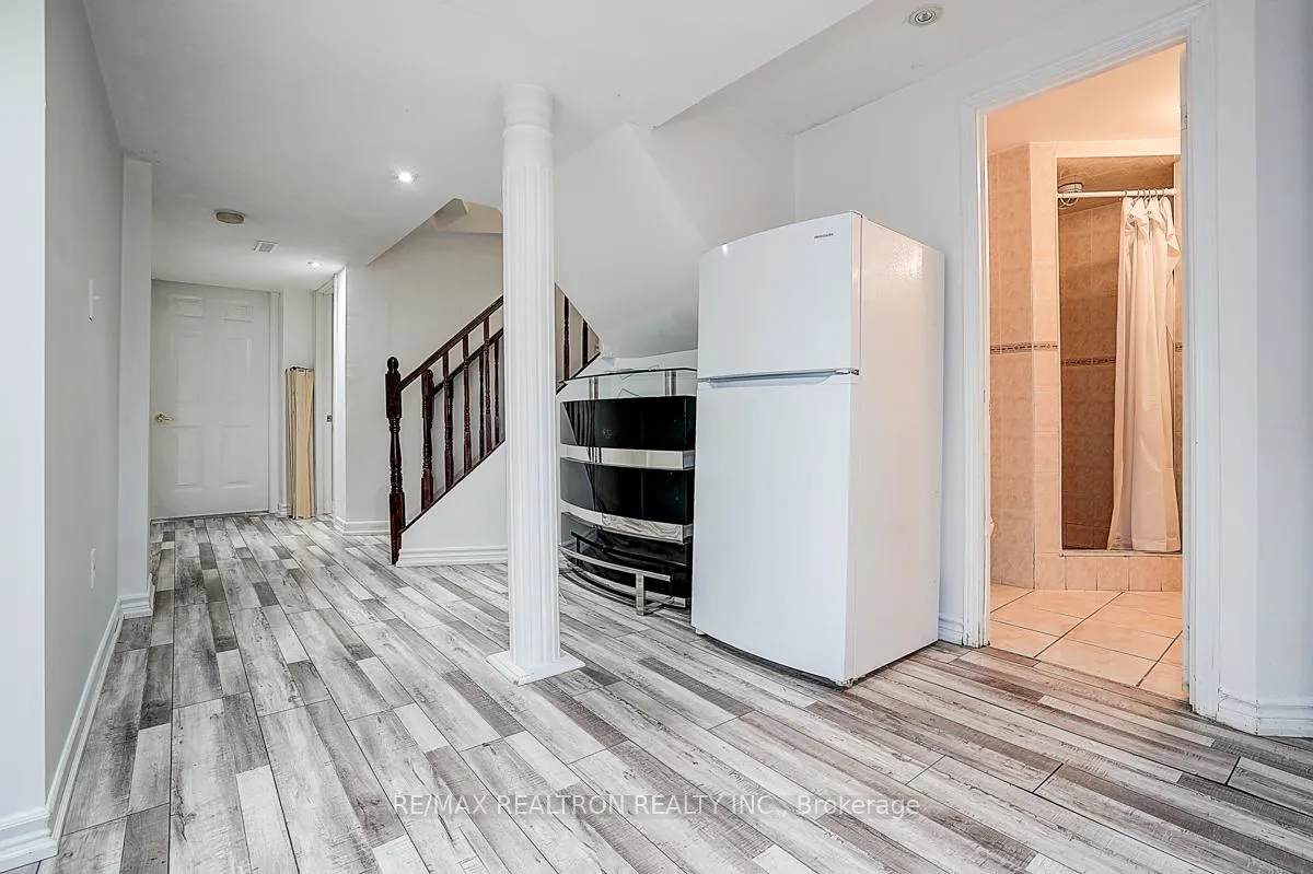 Photo 37 of 22 Alfred Paterson Drive, Markham, Greensborough — HOMEH