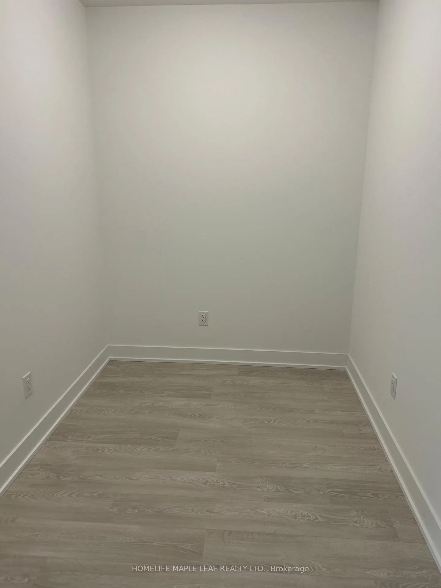 Photo 3 of Unit 1012, 2545 Simcoe Street N, Oshawa, Windfields — HOMEH