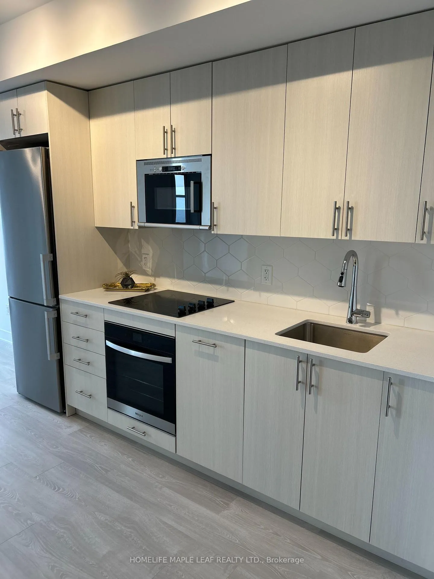 Photo 6 of Unit 1012, 2545 Simcoe Street N, Oshawa, Windfields — HOMEH