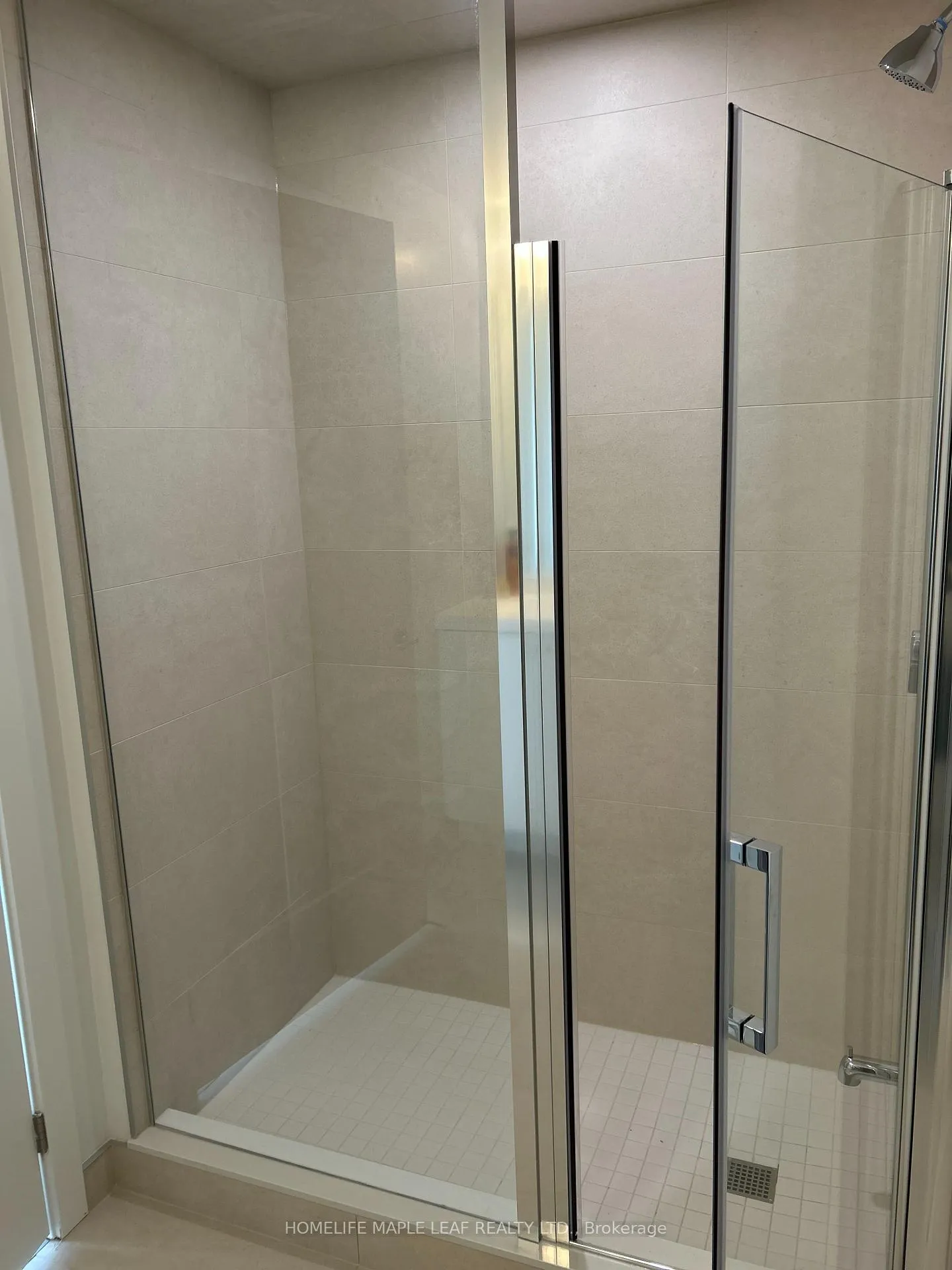 Photo 11 of Unit 1012, 2545 Simcoe Street N, Oshawa, Windfields — HOMEH