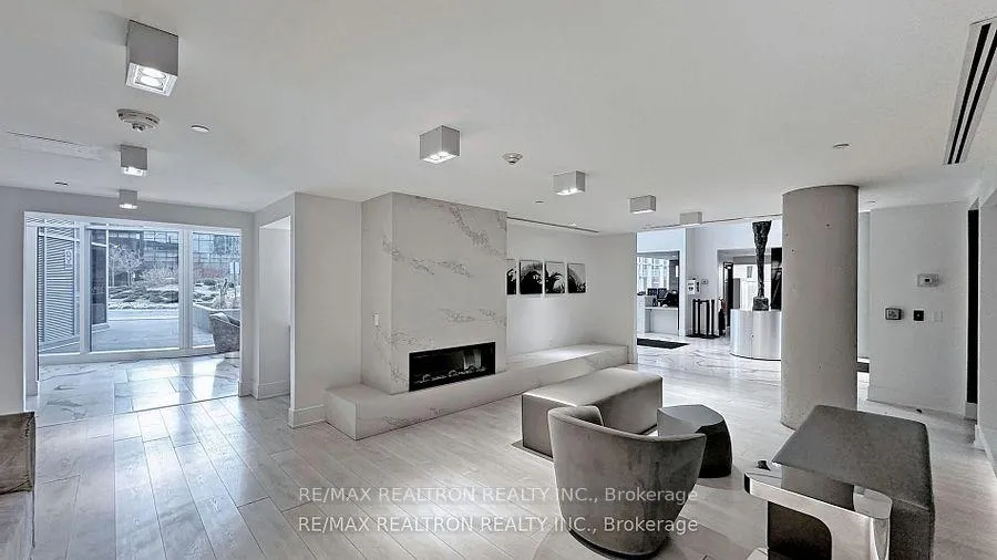 Photo 5 of Unit 3101, 2916 Highway 7, Vaughan, Concord — HOMEH