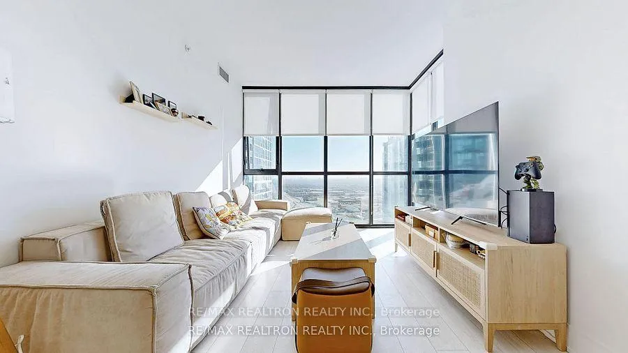 Photo 12 of Unit 3101, 2916 Highway 7, Vaughan, Concord — HOMEH
