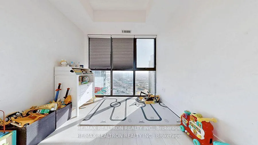 Photo 30 of Unit 3101, 2916 Highway 7, Vaughan, Concord — HOMEH
