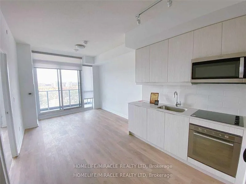 Front of Unit 512, 36 Forest Manor Road