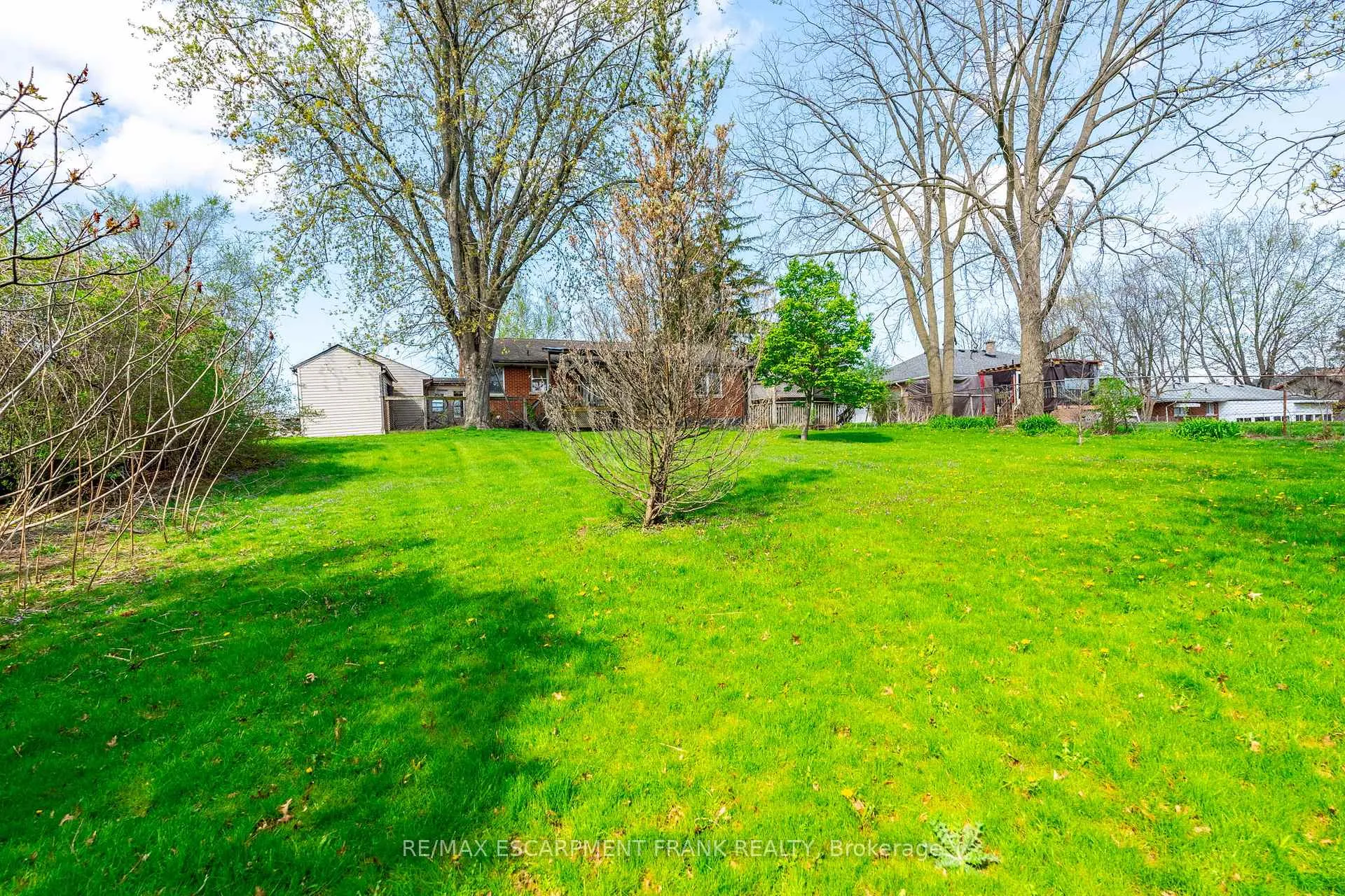 Photo 45 of 699 Rymal Road W, Hamilton, Gurnett — HOMEH