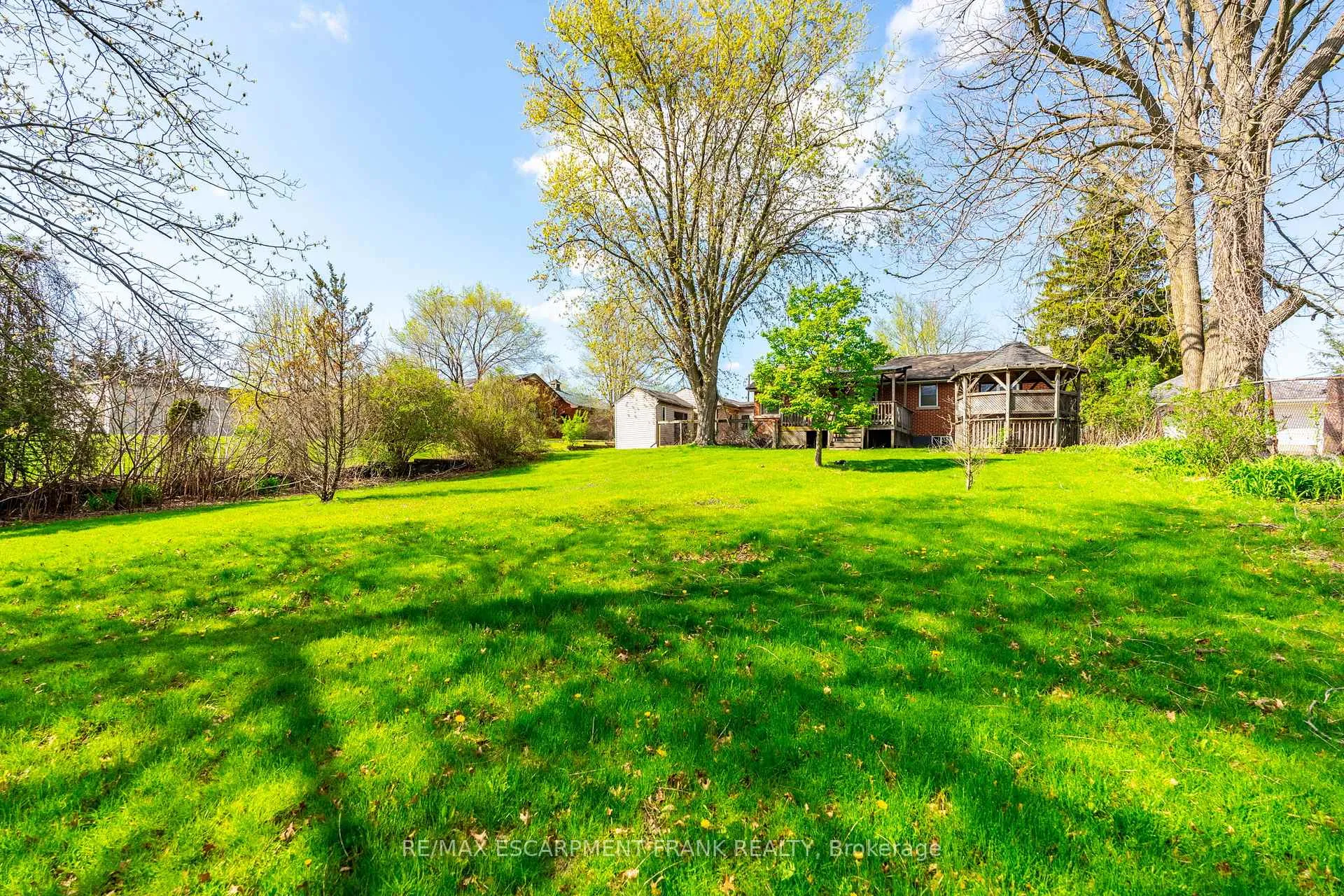 Photo 47 of 699 Rymal Road W, Hamilton, Gurnett — HOMEH