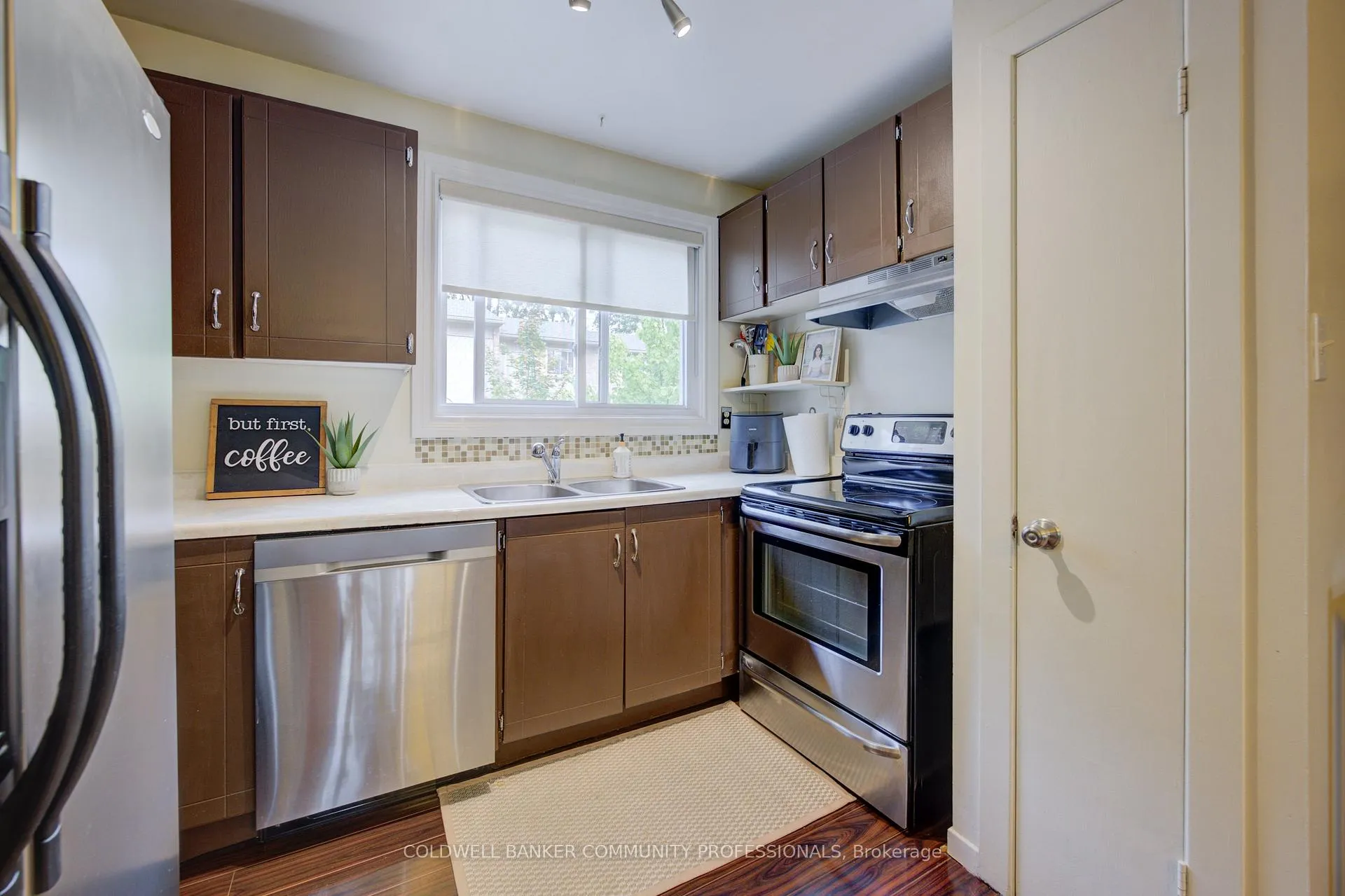 Photo 9 of Unit 4, 95 Fonthill Road, Hamilton, Fessenden — HOMEH
