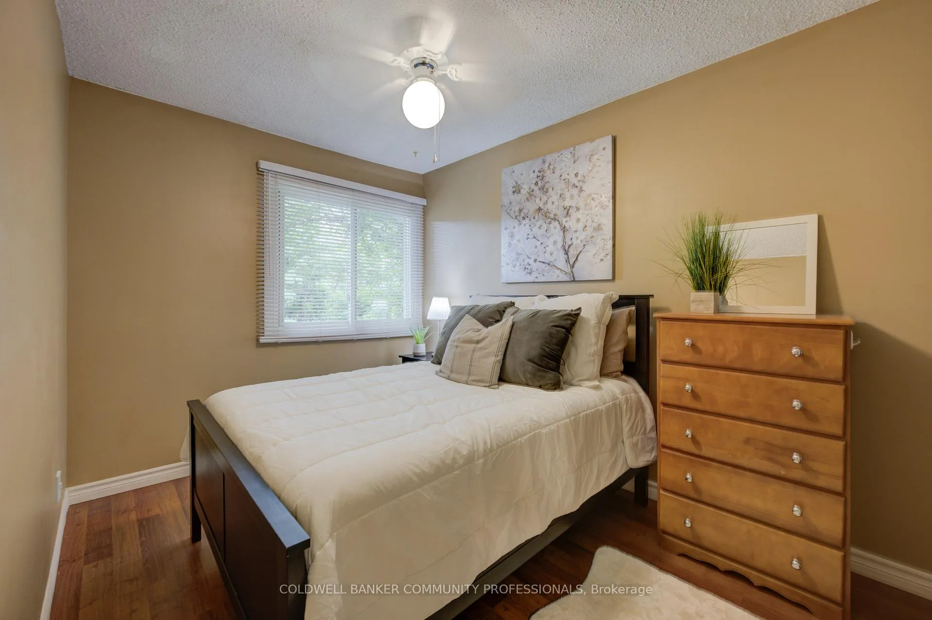 Photo 18 of Unit 4, 95 Fonthill Road, Hamilton, Fessenden — HOMEH