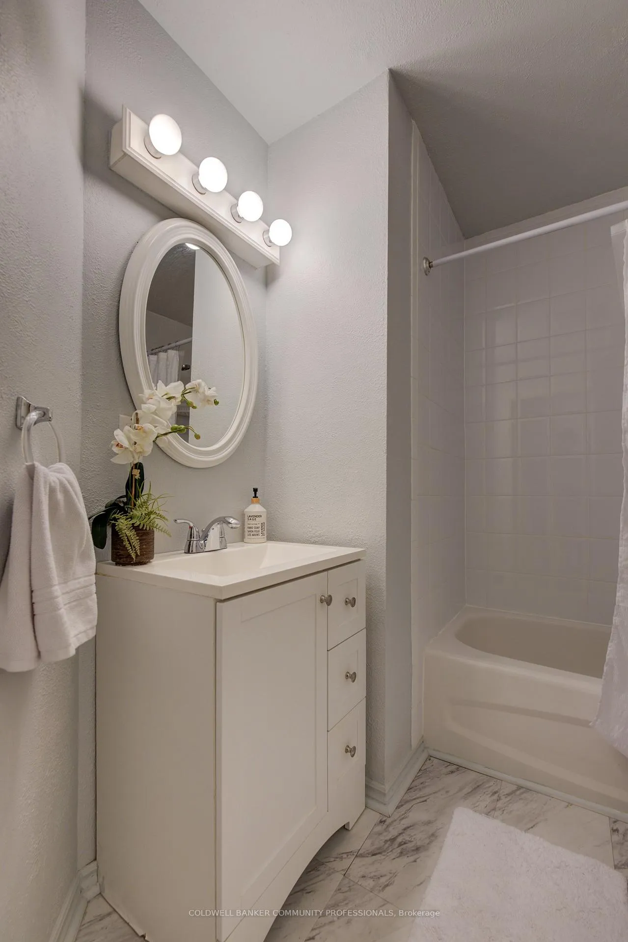 Photo 20 of Unit 4, 95 Fonthill Road, Hamilton, Fessenden — HOMEH