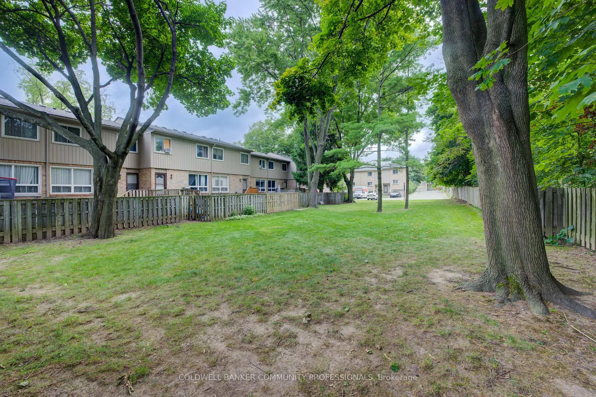 Photo 24 of Unit 4, 95 Fonthill Road, Hamilton, Fessenden — HOMEH
