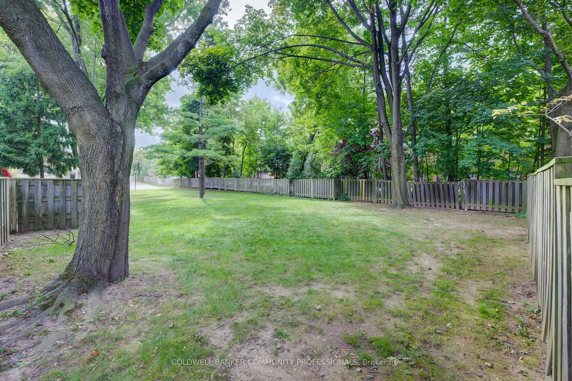 Photo 30 of Unit 4, 95 Fonthill Road, Hamilton, Fessenden — HOMEH
