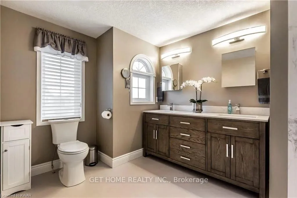 Photo 17 of Unit Main, 40 Seabrook Drive, Kitchener — HOMEH