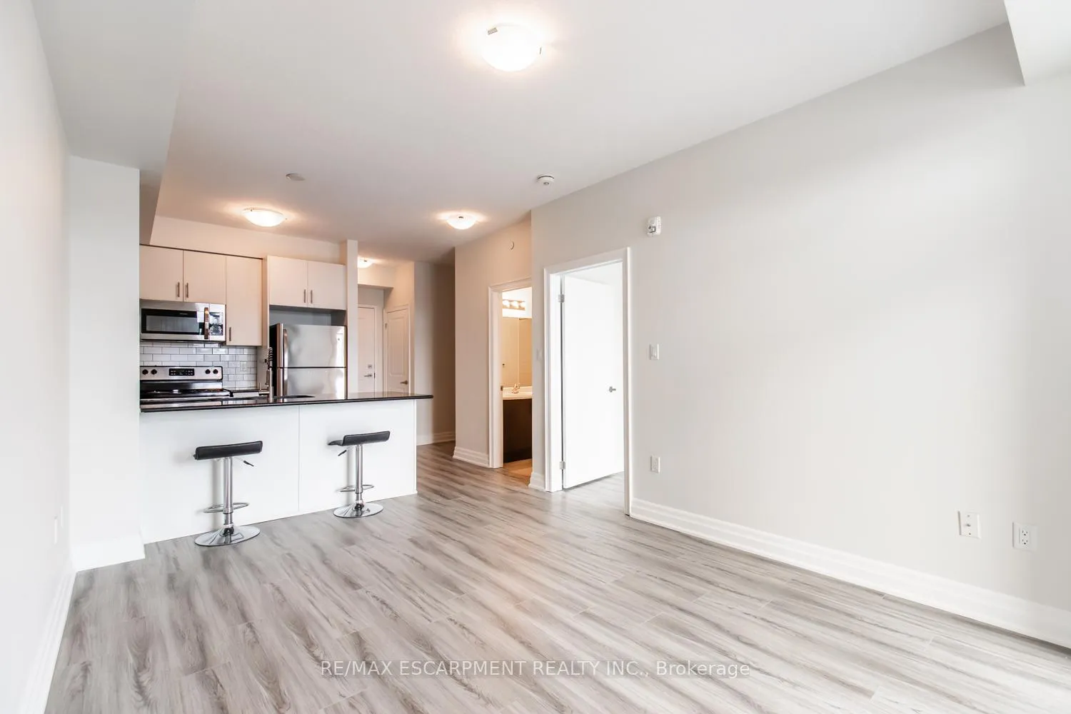 Photo 14 of Unit 510, 125 Shoreview Place, Hamilton, Stoney Creek — HOMEH