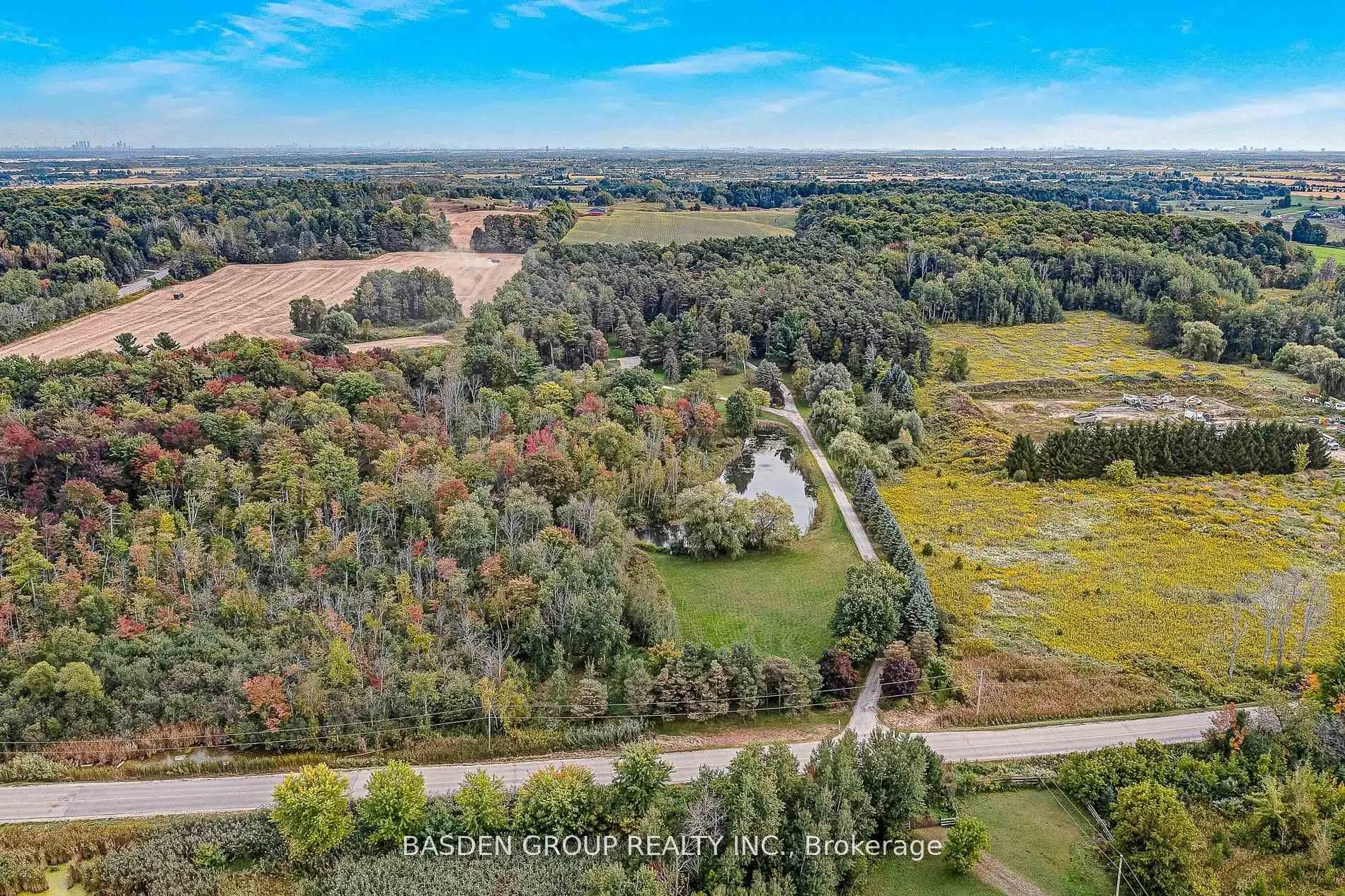 Photo 3 of 6901 Castlederg Side Road, Caledon, Rural Caledon — HOMEH