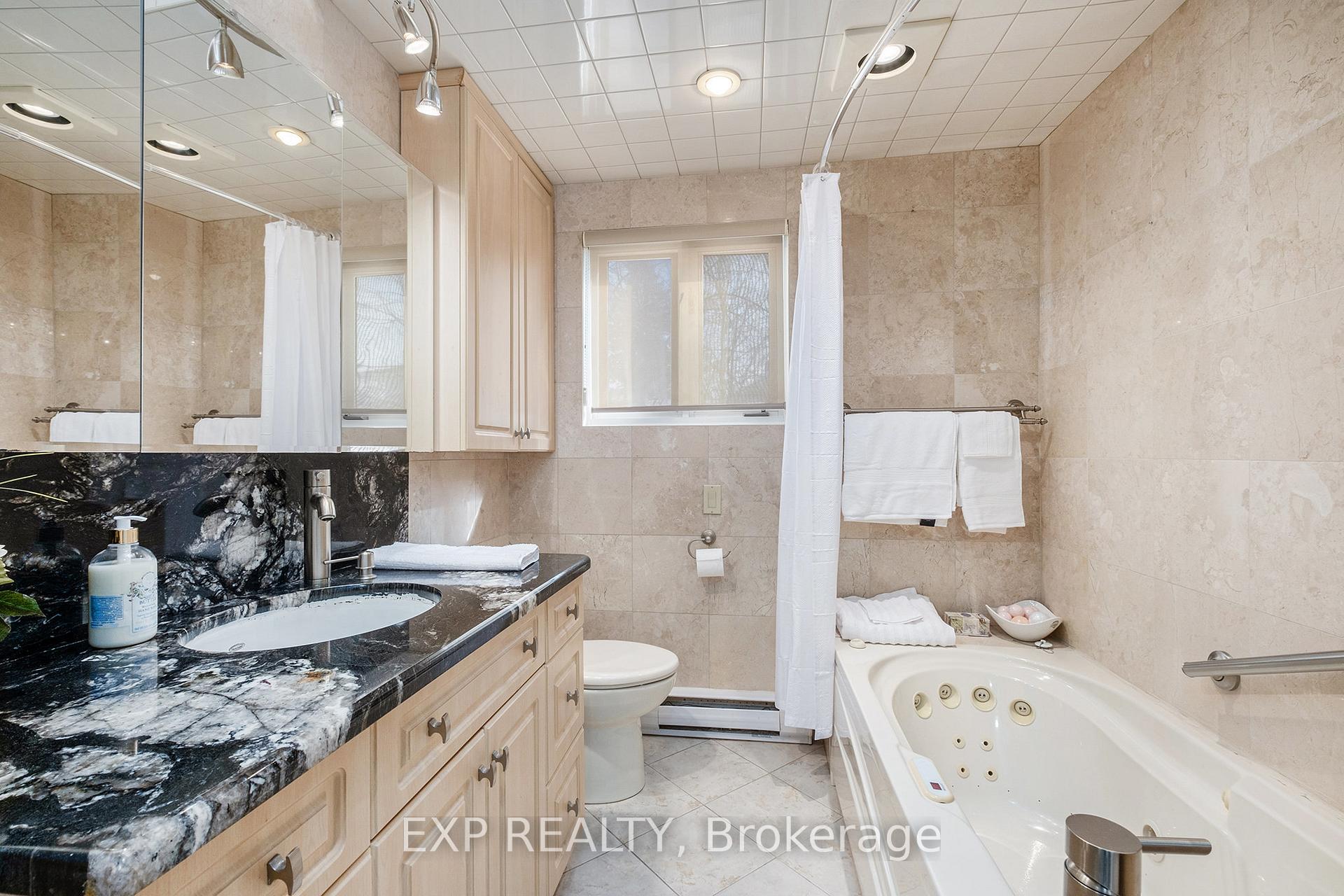 Photo 18 of 3839 Sixth Street, Ottawa, Blossom Park/Leitrim — HOMEH