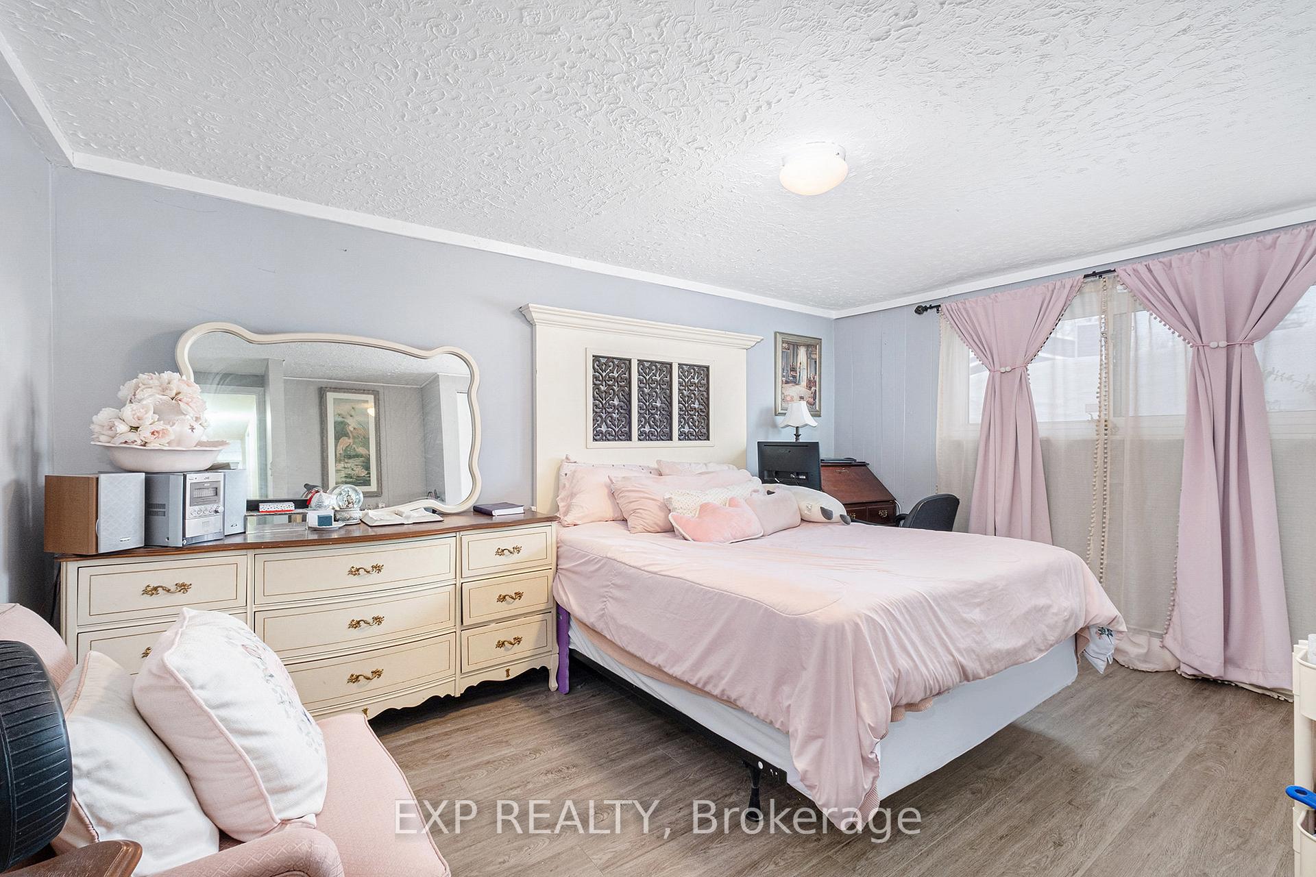 Photo 32 of 3839 Sixth Street, Ottawa, Blossom Park/Leitrim — HOMEH