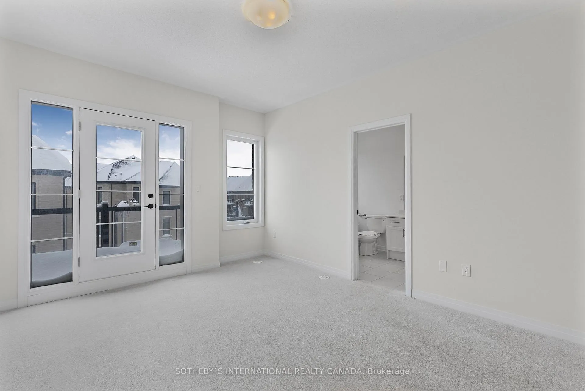 Photo 17 of 126 De La Roche Drive, Vaughan, Vellore Village — HOMEH