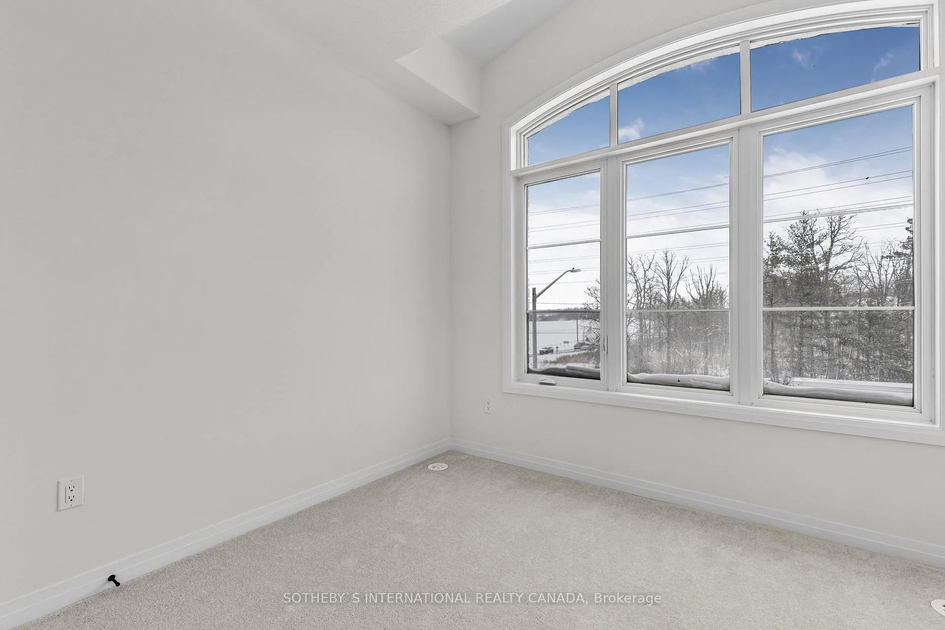 Photo 21 of 126 De La Roche Drive, Vaughan, Vellore Village — HOMEH