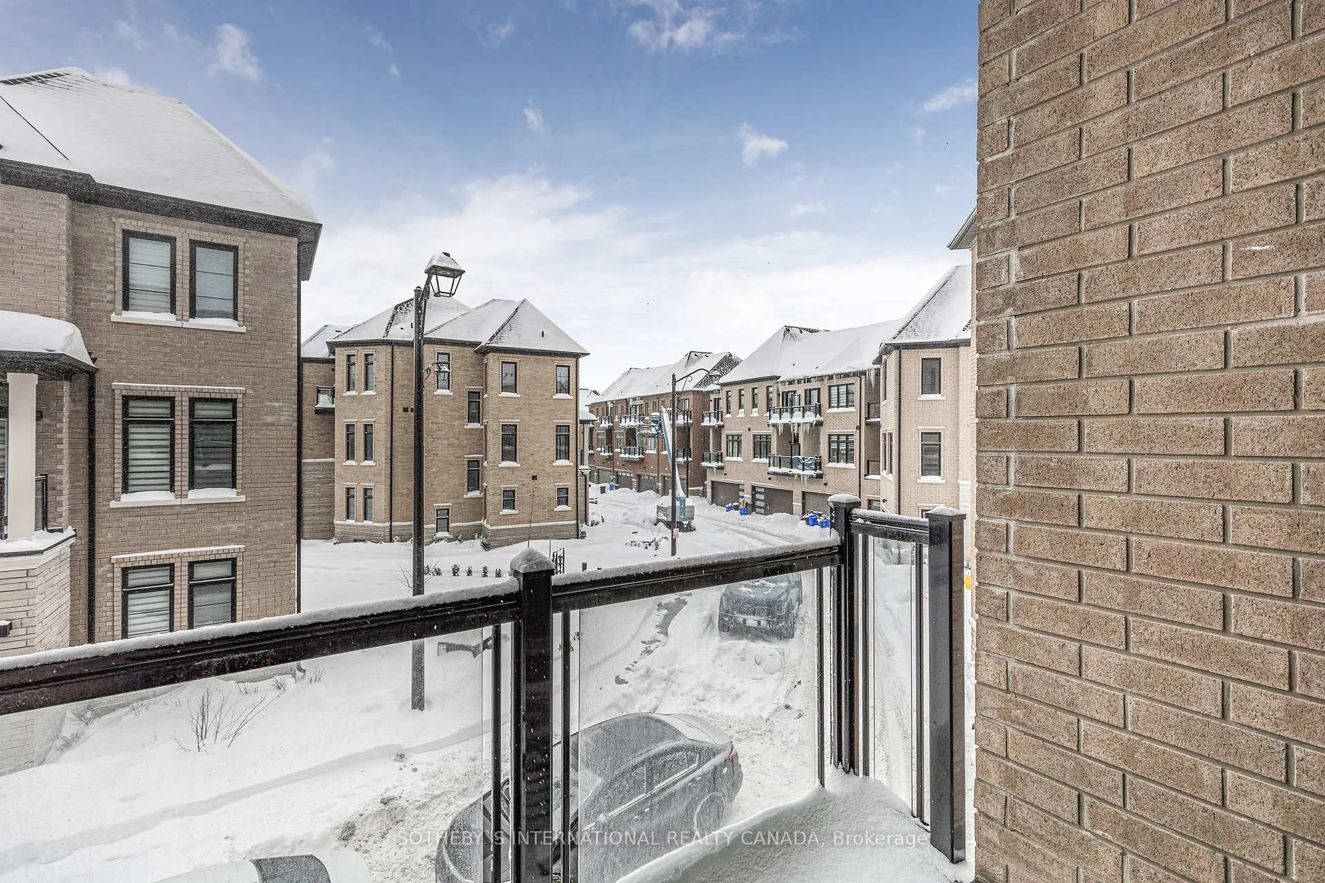 Photo 29 of 126 De La Roche Drive, Vaughan, Vellore Village — HOMEH
