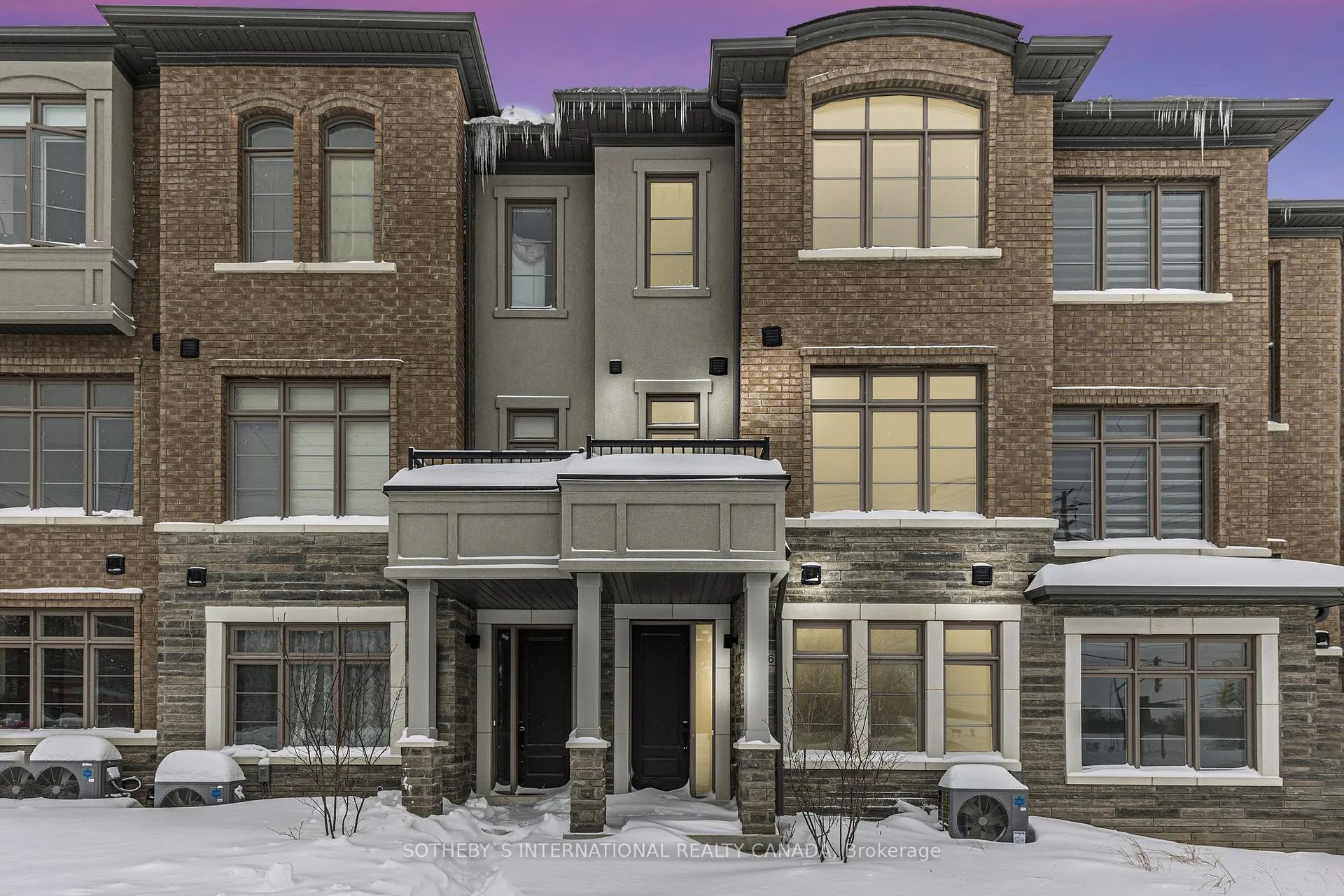 Photo 30 of 126 De La Roche Drive, Vaughan, Vellore Village — HOMEH