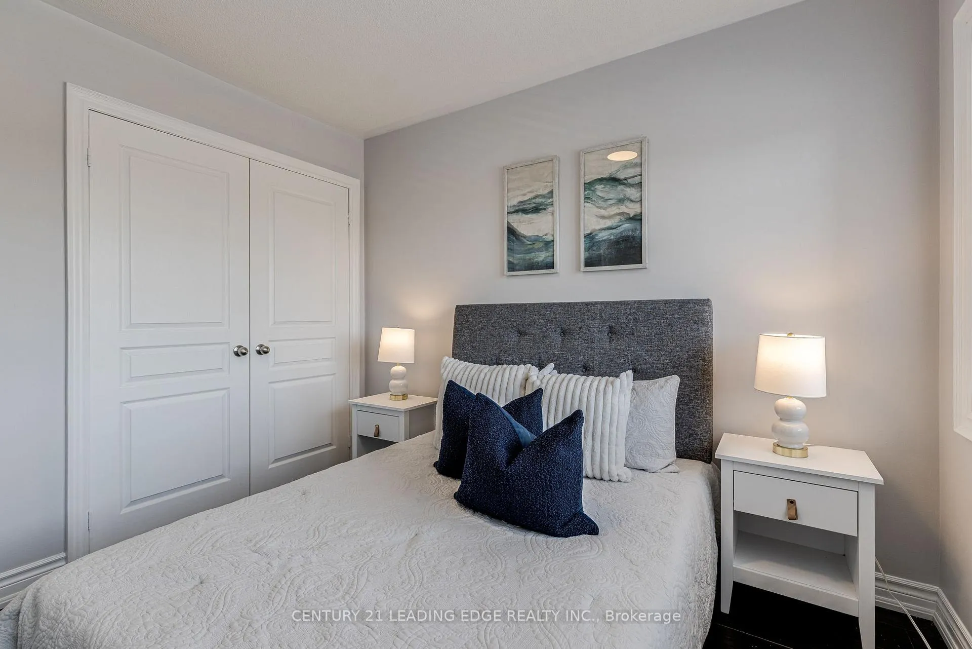 Photo 18 of 102 Mactier Drive, Vaughan, Kleinburg — HOMEH