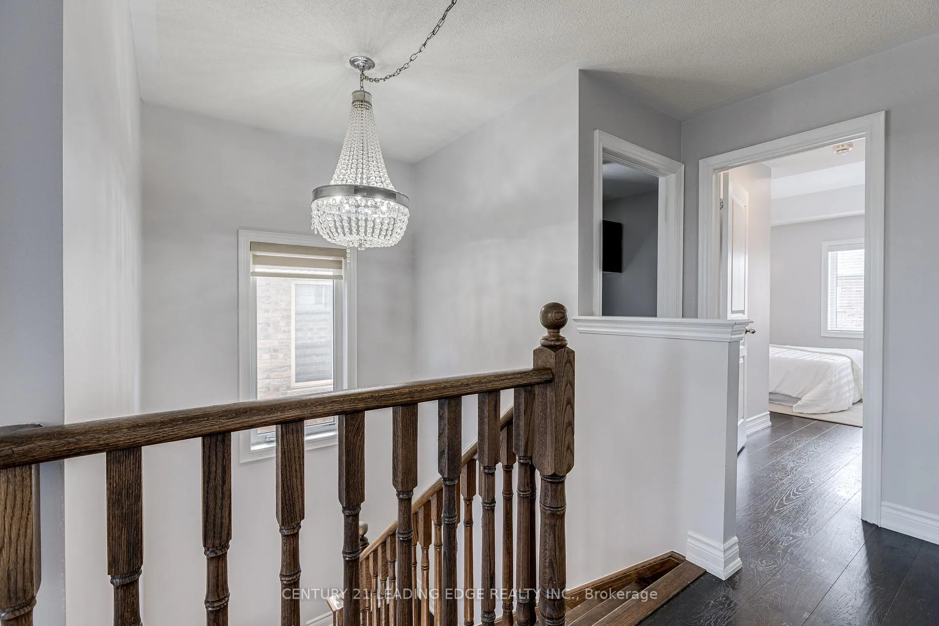 Photo 19 of 102 Mactier Drive, Vaughan, Kleinburg — HOMEH