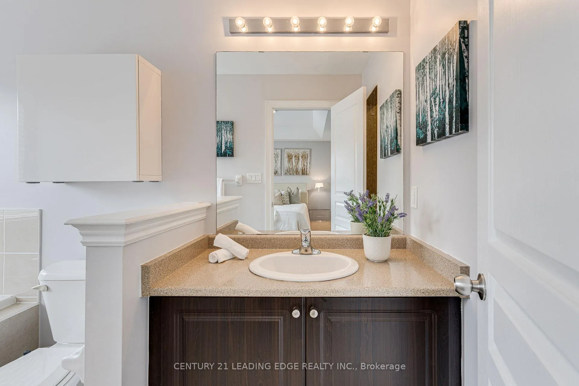 Photo 26 of 102 Mactier Drive, Vaughan, Kleinburg — HOMEH
