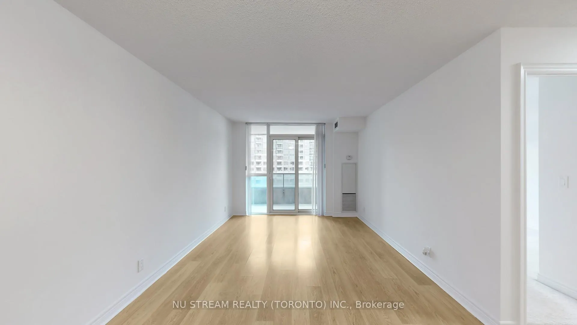 Photo 7 of Unit 610, 33 Cox Boulevard, Markham, Unionville — HOMEH