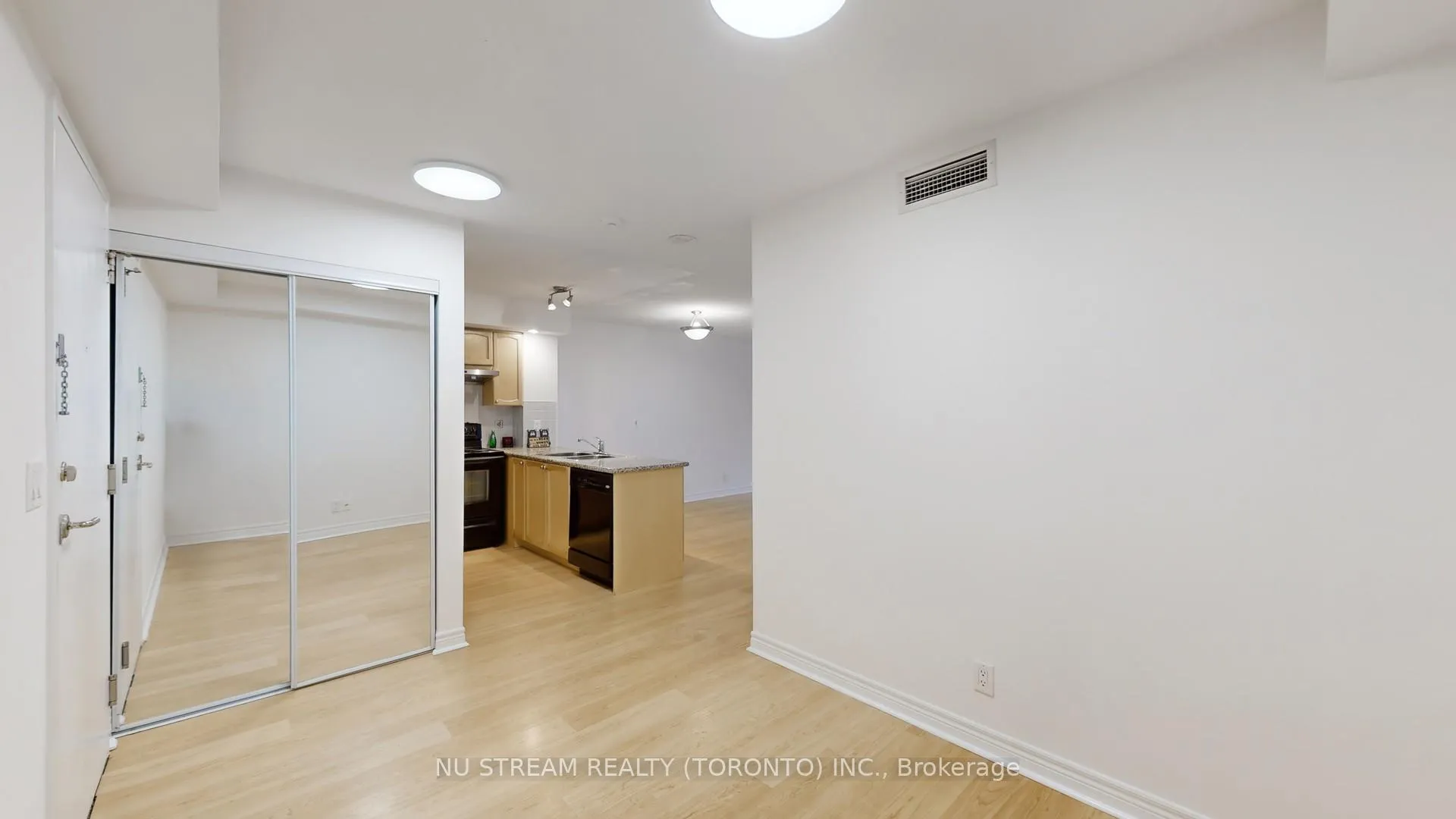 Photo 18 of Unit 610, 33 Cox Boulevard, Markham, Unionville — HOMEH