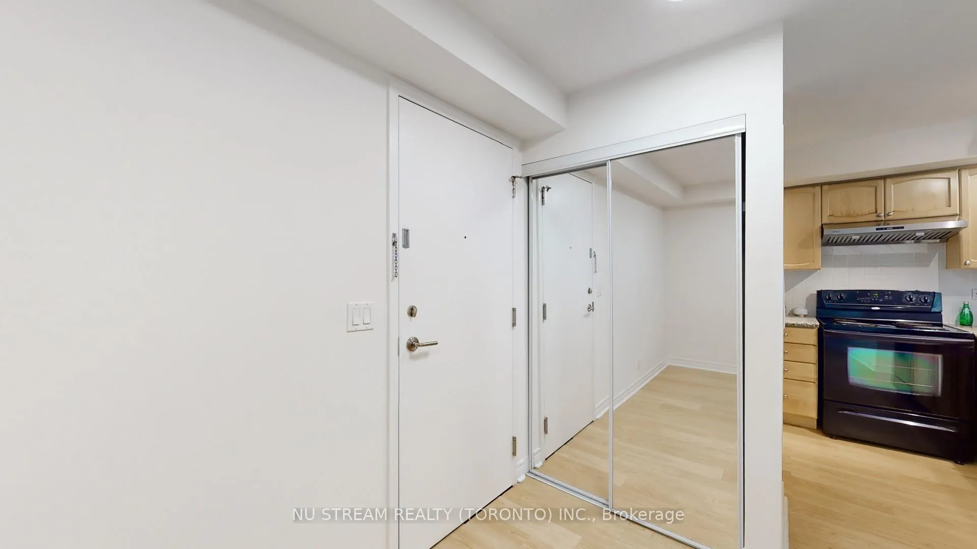 Photo 21 of Unit 610, 33 Cox Boulevard, Markham, Unionville — HOMEH
