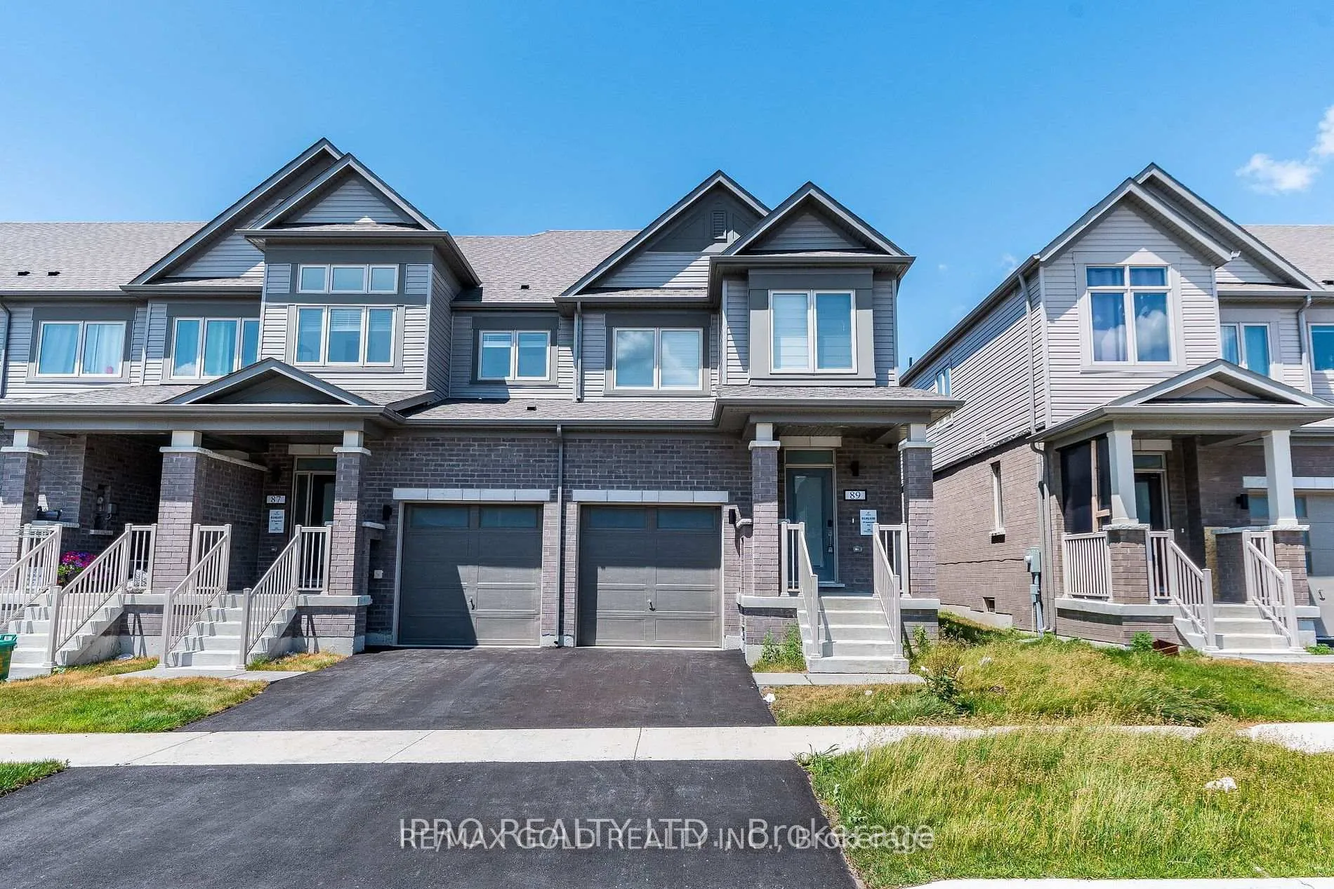 Front of 89 Sagewood Avenue