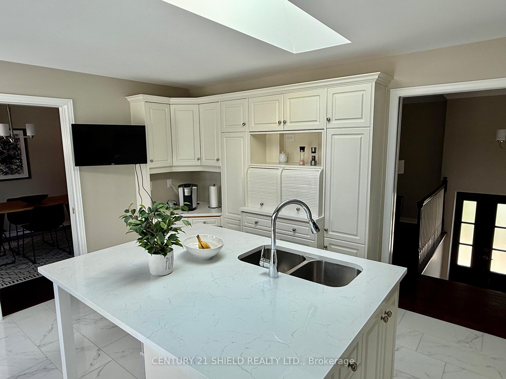 Photo 5 of 910 Tollgate Road W, Cornwall — HOMEH