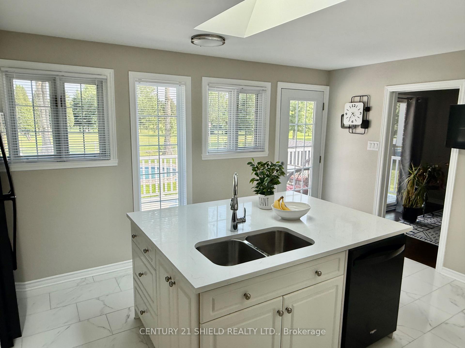 Photo 7 of 910 Tollgate Road W, Cornwall — HOMEH