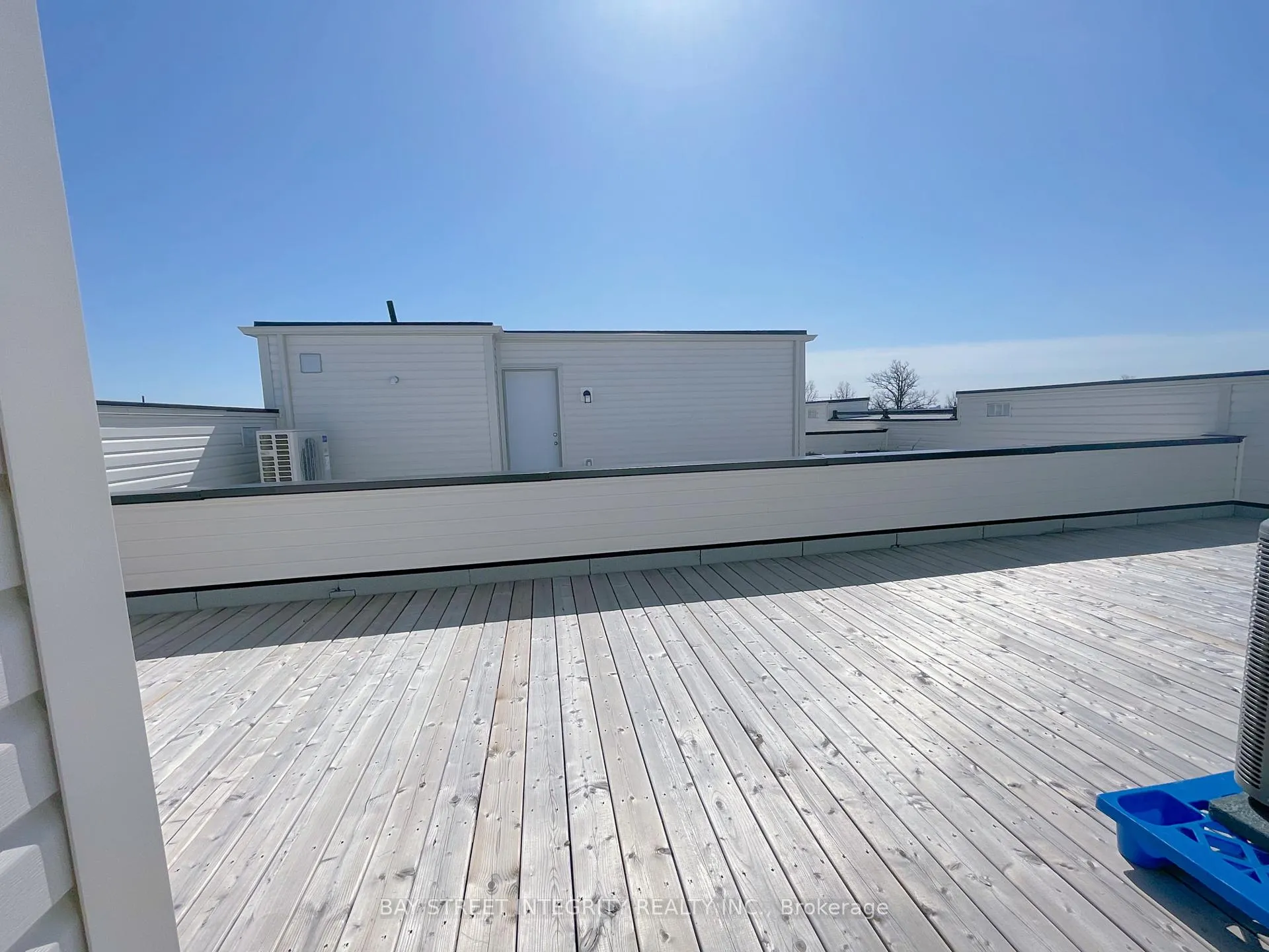 Photo 7 of 145 Markland Street, Markham, Cachet — HOMEH