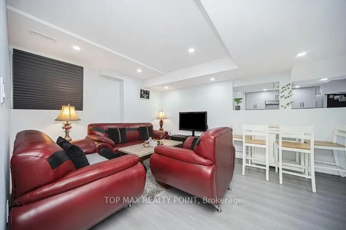Photo 34 of 38 Hillpath Crescent, Brampton, Snelgrove — HOMEH