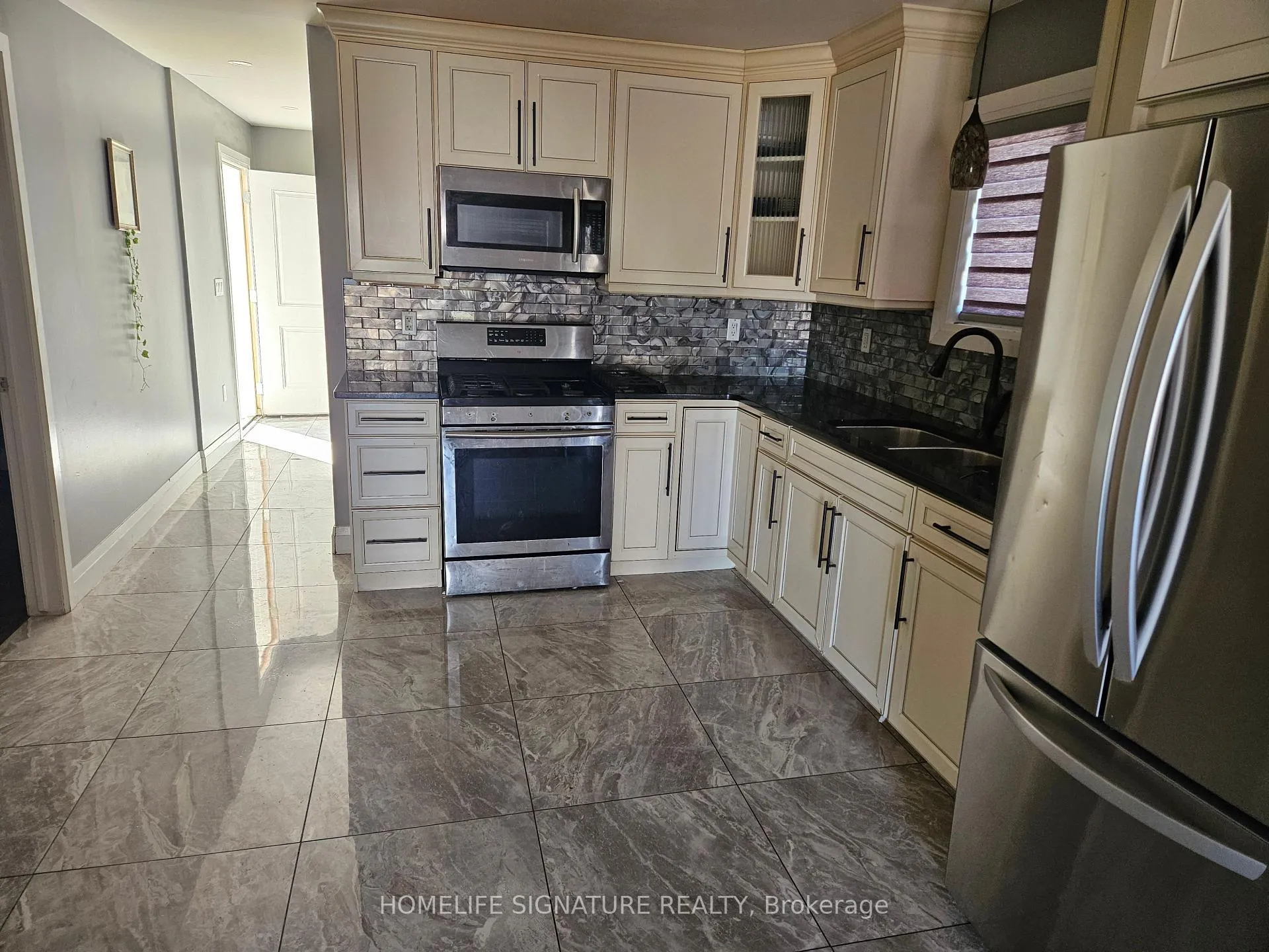 Photo 6 of 3457 Walker Road, Windsor — HOMEH