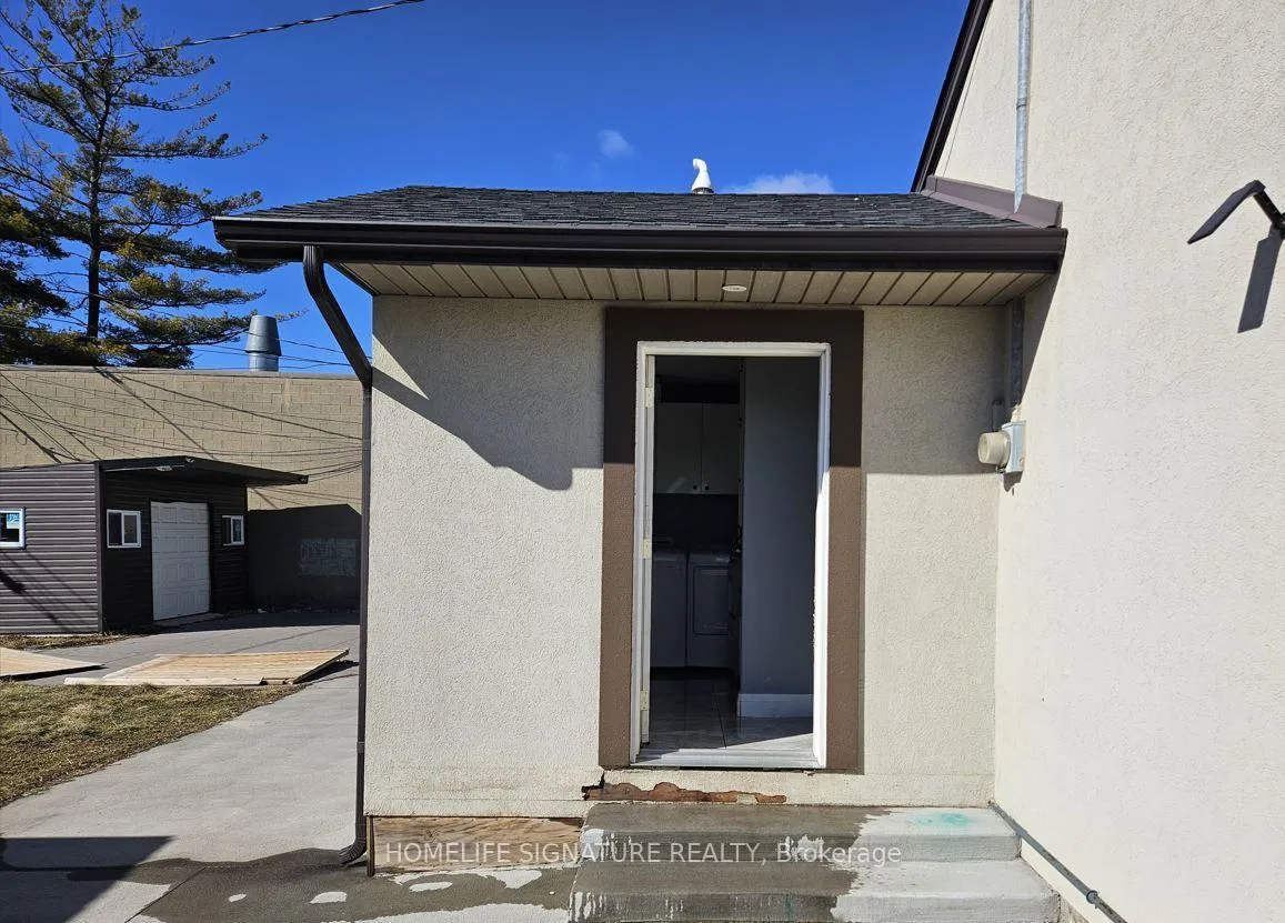 Photo 13 of 3457 Walker Road, Windsor — HOMEH