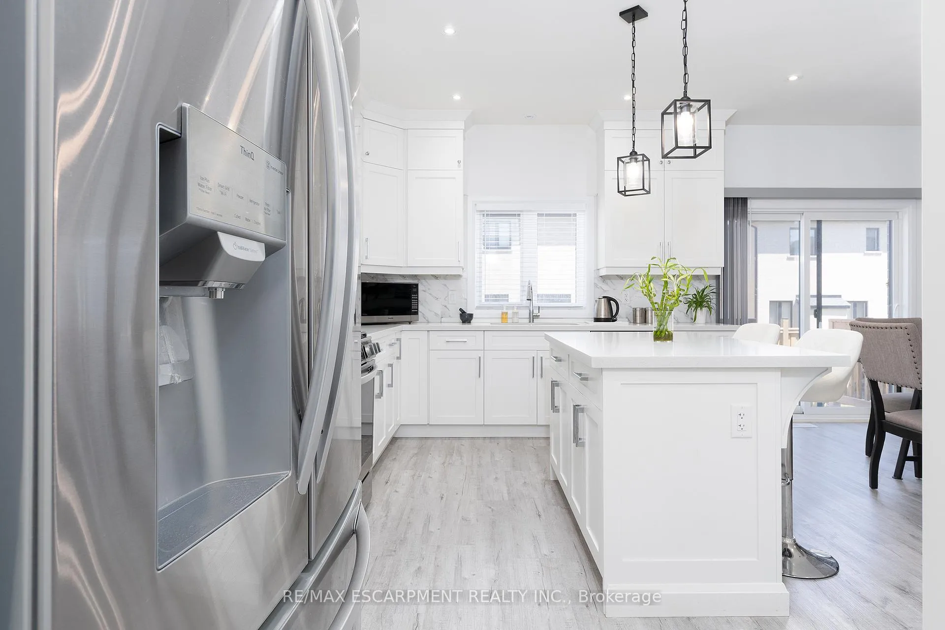 Photo 8 of 388 Klein Circle, Hamilton, Meadowlands — HOMEH
