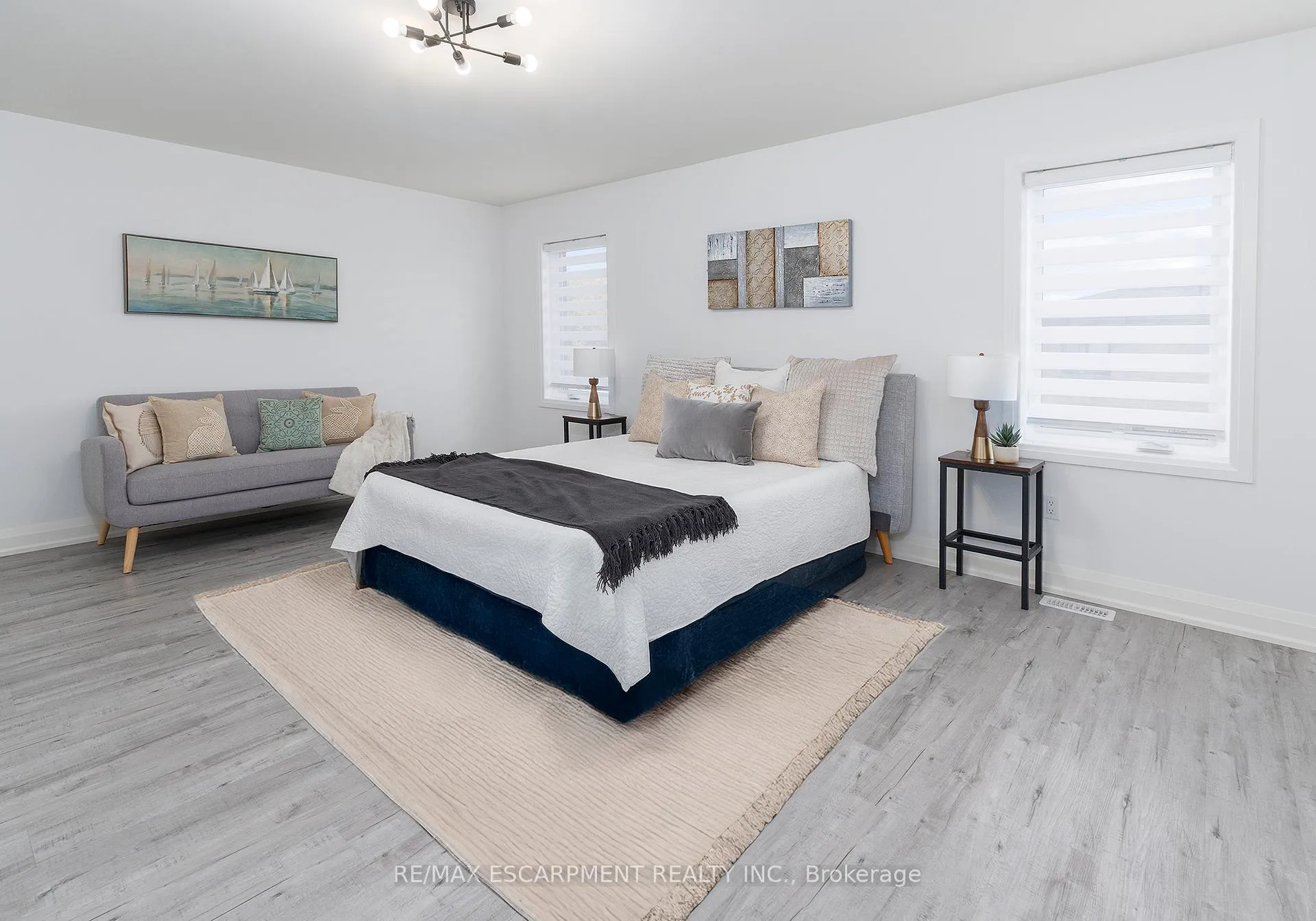 Photo 16 of 388 Klein Circle, Hamilton, Meadowlands — HOMEH