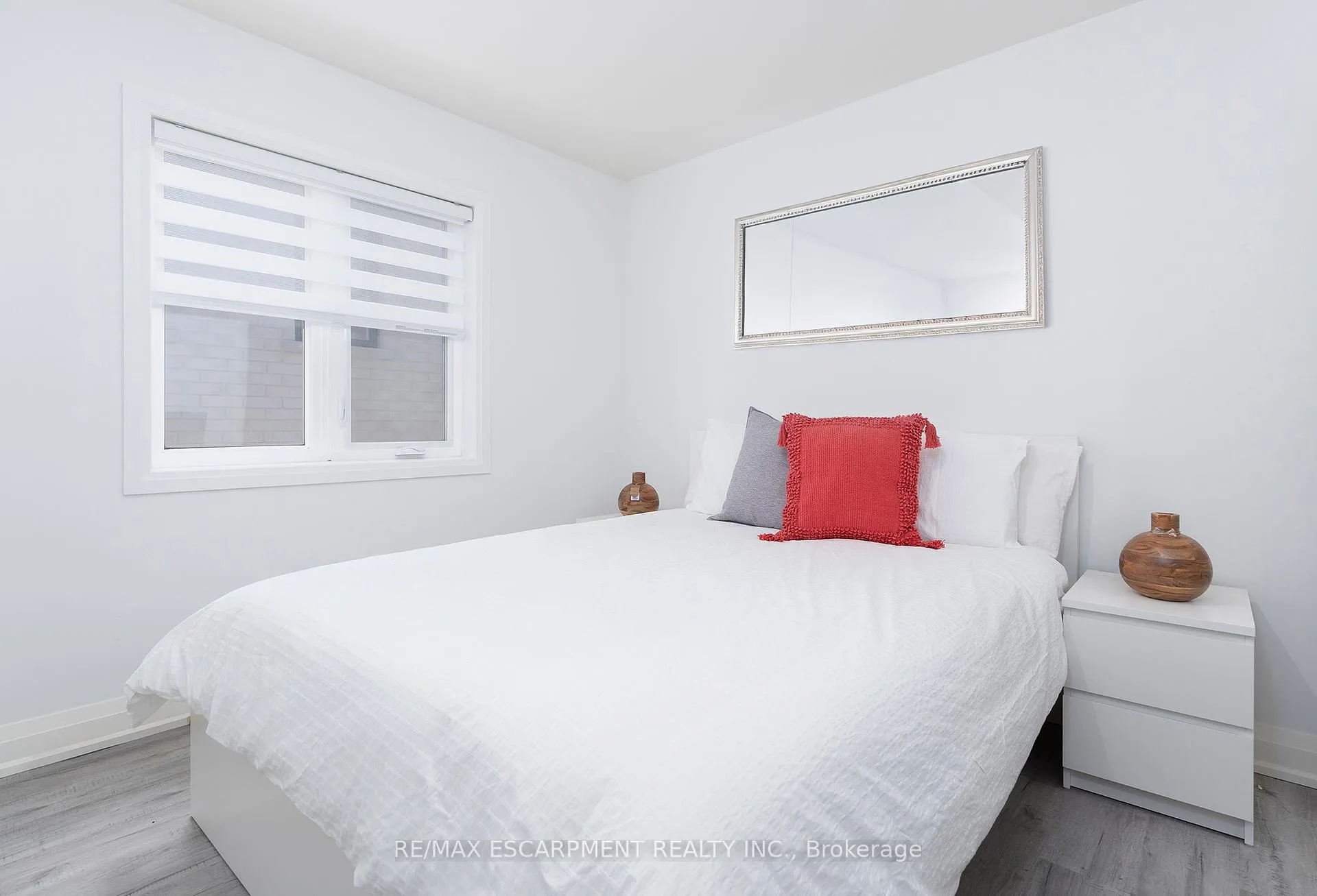 Photo 22 of 388 Klein Circle, Hamilton, Meadowlands — HOMEH