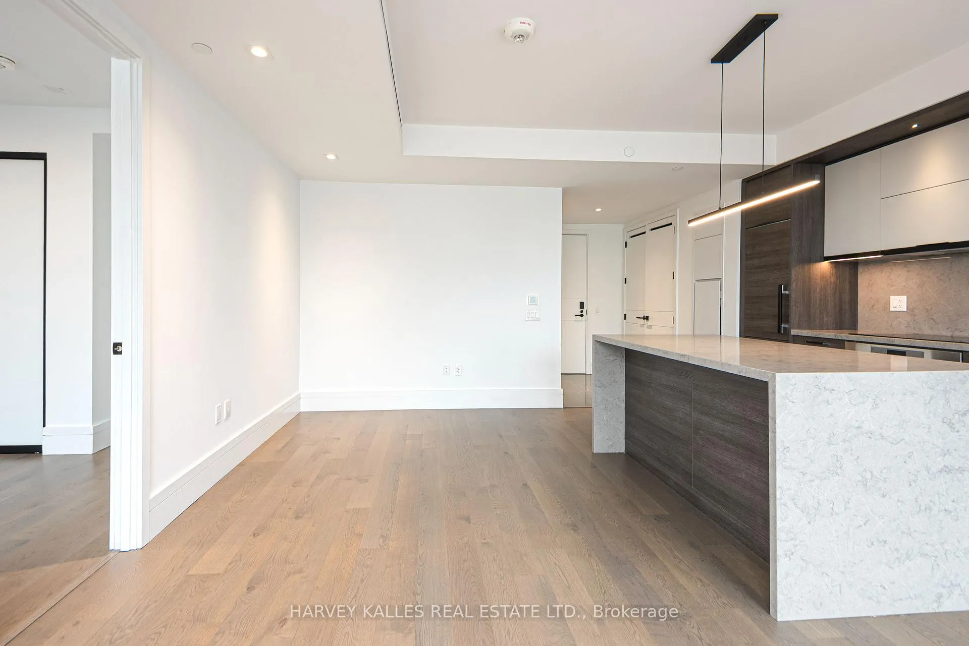 Photo 3 of Unit 1008, 215 Lonsdale Road, Toronto, Forest Hill South — HOMEH