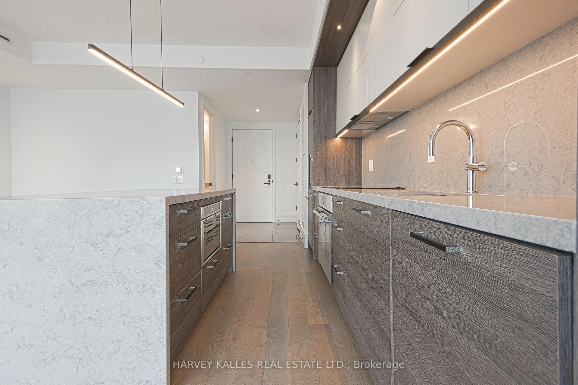 Photo 5 of Unit 1008, 215 Lonsdale Road, Toronto, Forest Hill South — HOMEH