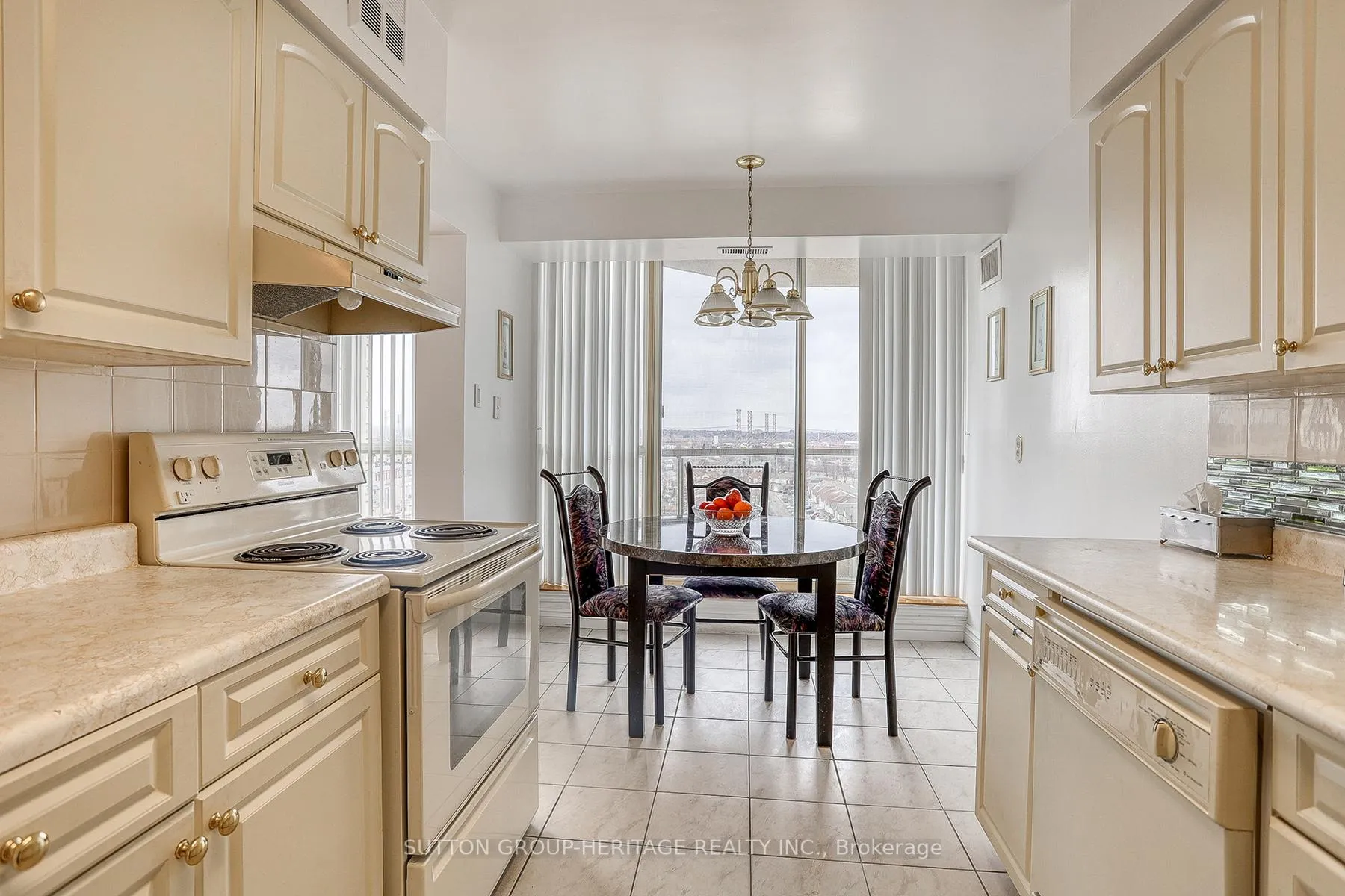 Photo 7 of Unit 1229, 1880 Valley Farm Road, Pickering, Town Centre — HOMEH