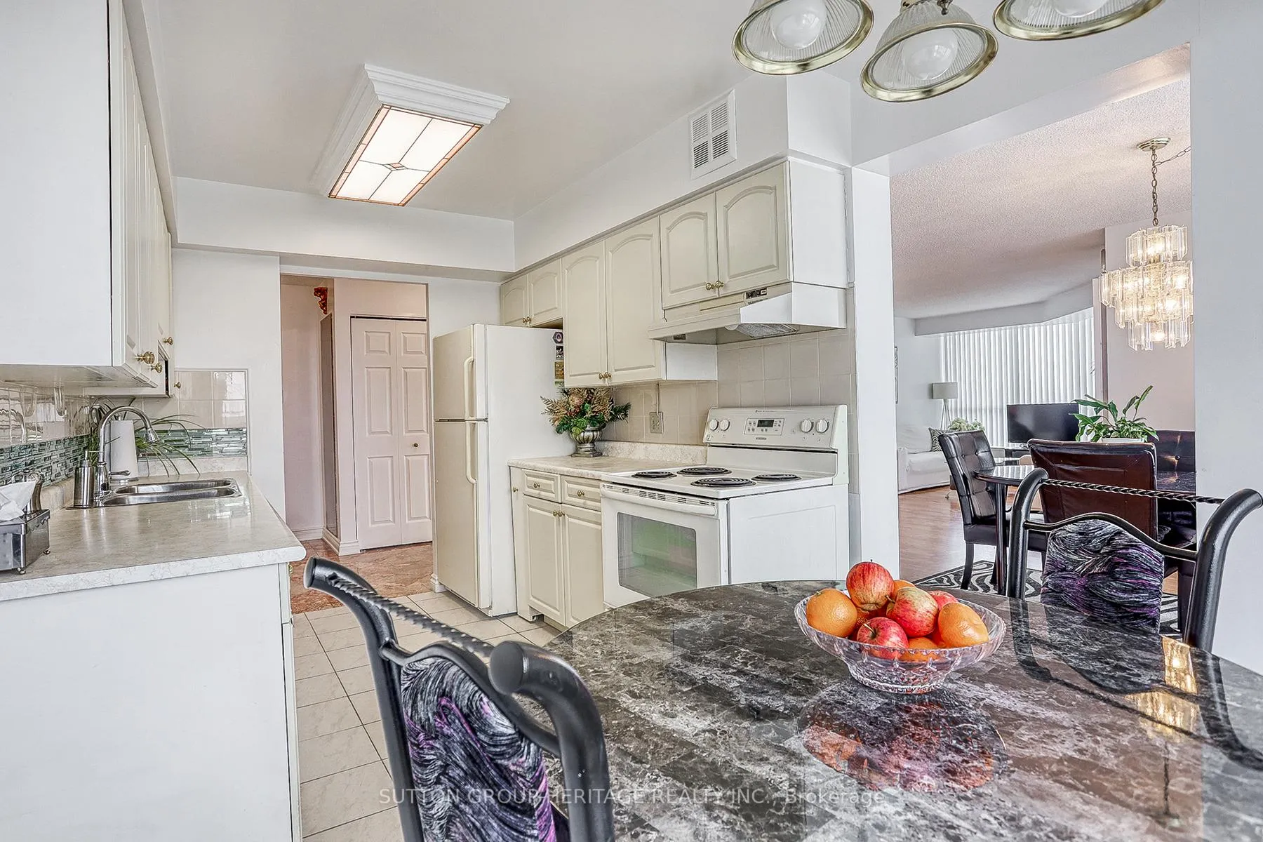 Photo 8 of Unit 1229, 1880 Valley Farm Road, Pickering, Town Centre — HOMEH