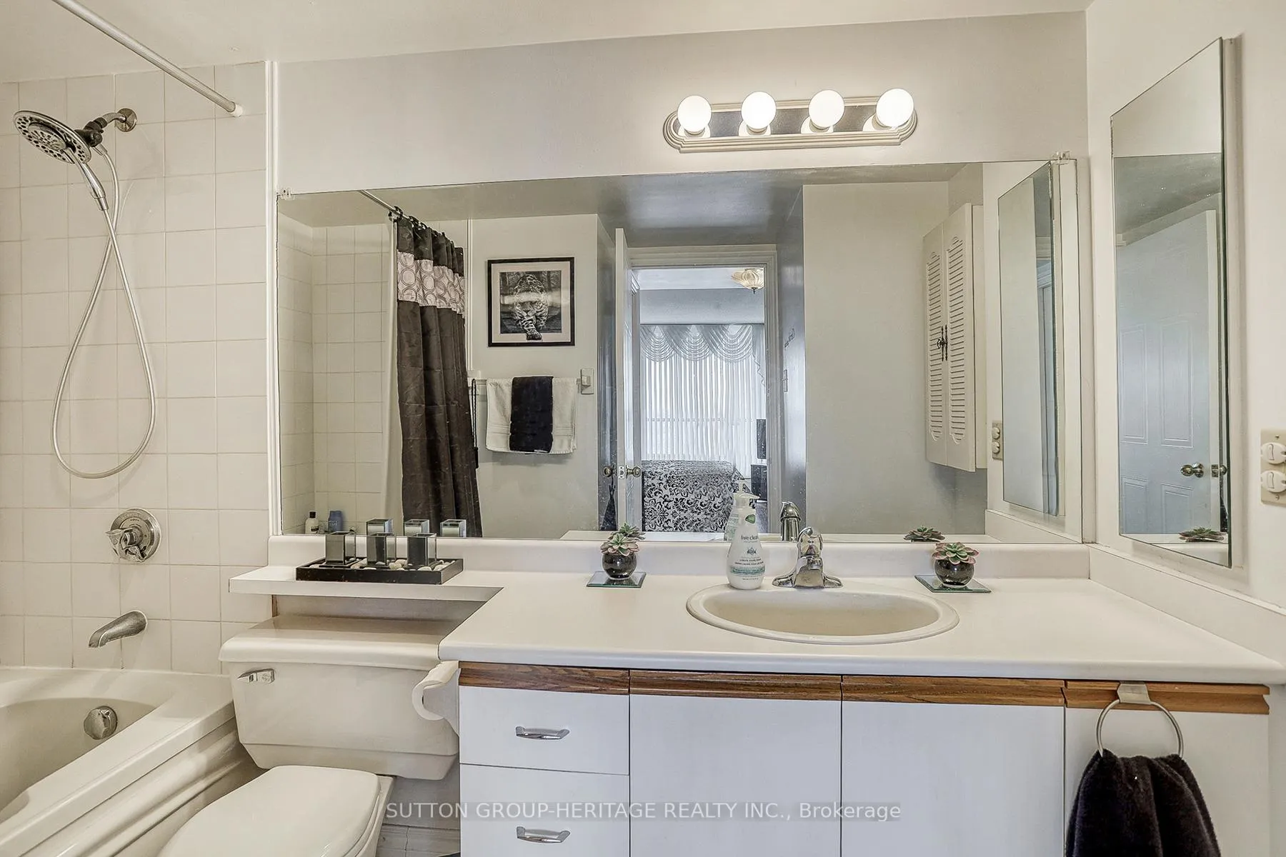 Photo 20 of Unit 1229, 1880 Valley Farm Road, Pickering, Town Centre — HOMEH