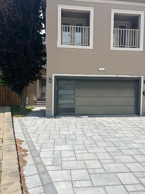 Photo 1 of 15 Circle Court, Markham, Thornlea — HOMEH