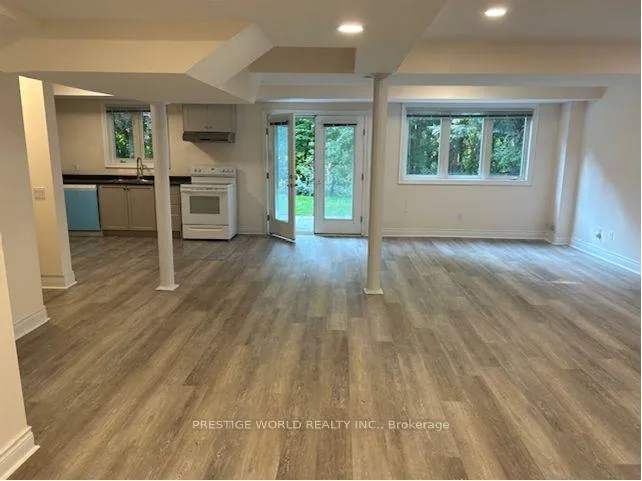 Photo 6 of 15 Circle Court, Markham, Thornlea — HOMEH