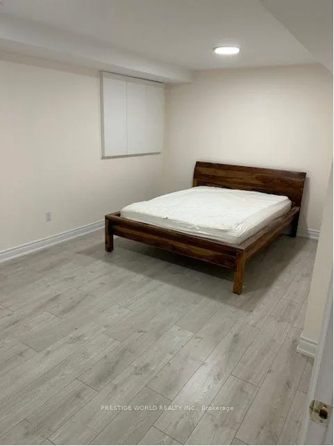 Photo 9 of 15 Circle Court, Markham, Thornlea — HOMEH